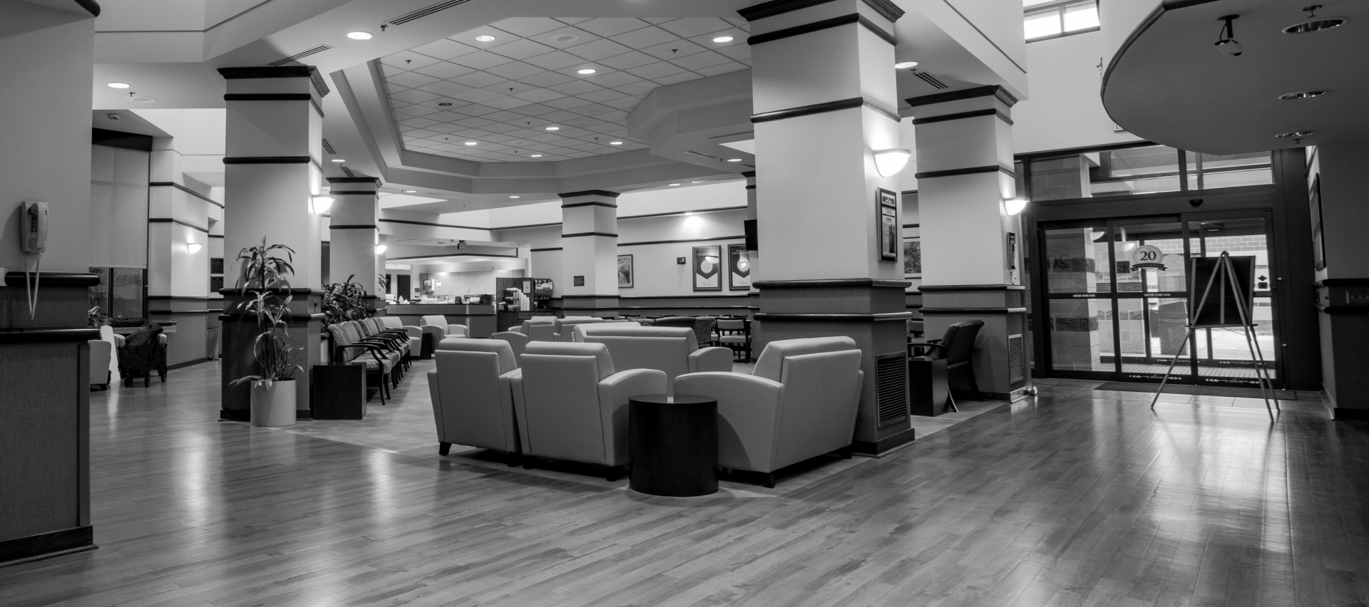 Kansas Surgery and Recovery Center's open waiting area for visitors