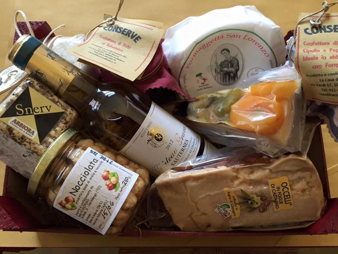 Vini, formaggi e conserve della tradizione gastronomica piemontese