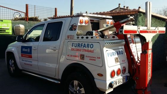 mezzo per soccorso stradale