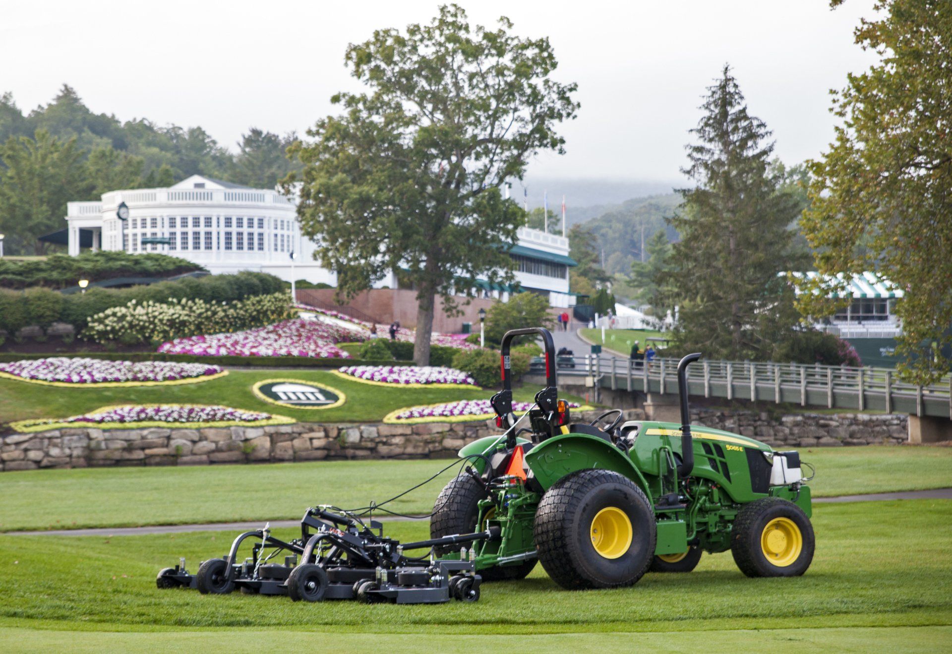 XR700 Pull Behind Golf Course Mower