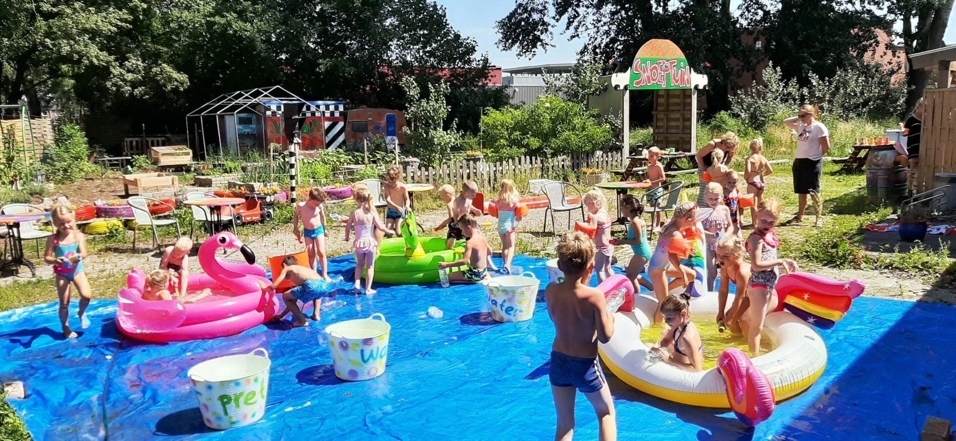 waterspeeltuin, speeltuin, water, speelparadijs, waterpret, kinderfeest, zomervakantie, watergevecht, waterspeeltuin, water, speeltuin, speelparadijs, groningen, drenthe, emmen, assen, haren, winschoten, appingedam, delfzijl, zuidlaren, zuidbroek, zuidlaren, hoogezand, sappemeer