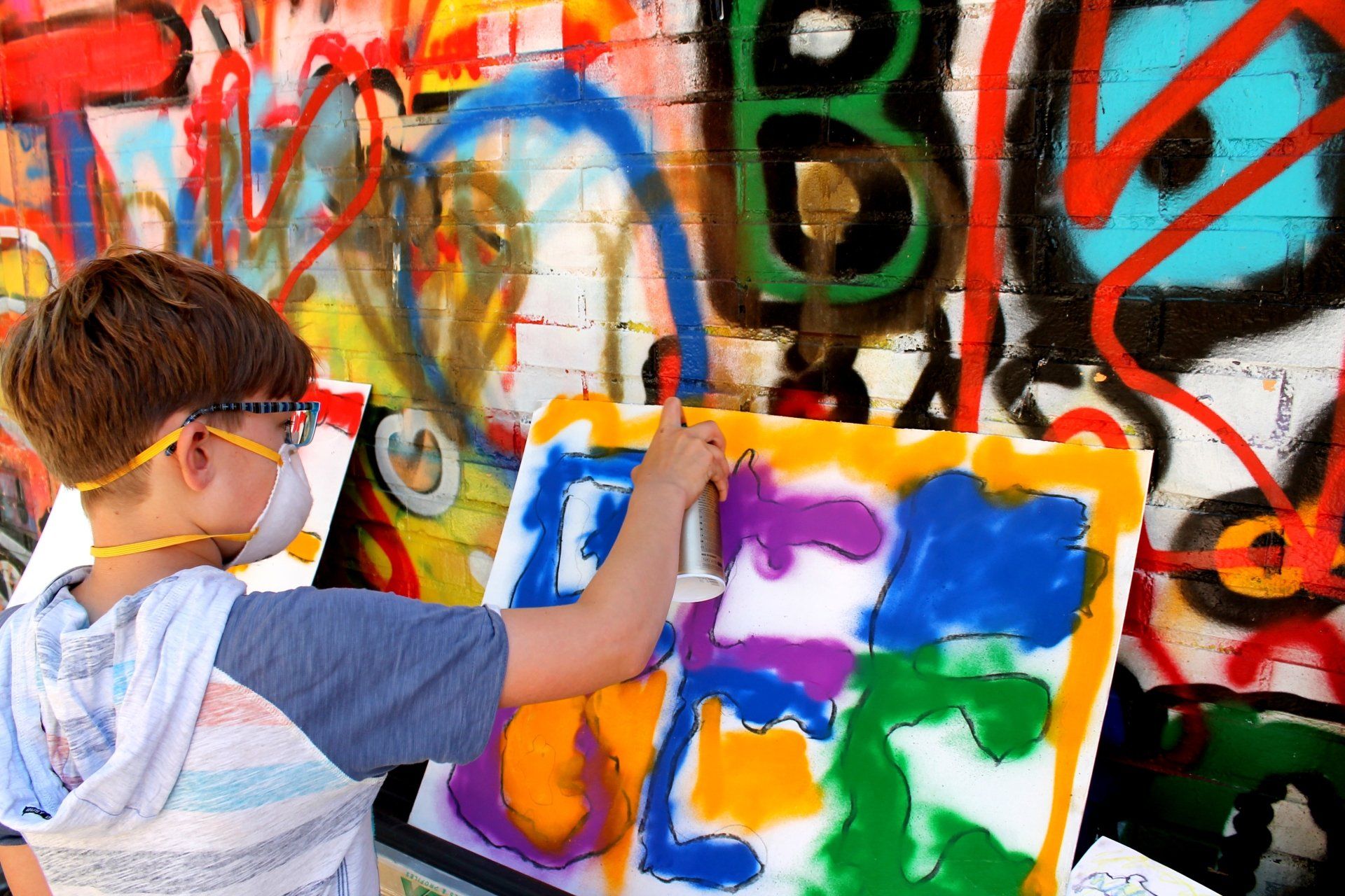Kinderfeestjes, Creatieve workshops, bedrijfsuitjes, schoolreisjes, schoolreisje, tekenles, schilderles, tekencursus, graffiti spuiten, nerf schieten, bowlen, kinderspeelplaats, indoor, outdoor, attractiepark, speeltuin, pretpark, schildercursus, schilderscursus, voor kinderen, kinderuitje, voor volwassenen, het leukste dagje uit, voor het hele gezin, kinderfeestje, kinderfeestjes, verjaardagsfeestje, het leukste kinderfeestje, kinderpartijtje, Groningen, Veendam, Scheemda, Delfzijl, Haren, Leek, Roden, Drenthe, Friesland, Zuidlaren, Zuidbroek, Noordbroek, Winschoten, Hoogezand, Appingedam, Muntendam, Wildervank, Oude Pekela, Nieuwe Pekela, Slochteren, Coevorden, voor alle leeftijden, 4 jaar, 5 jaar, 6 jaar, 7 jaar, 8 jaar, 9 jaar, 10 jaar, 11 jaar, 12 jaar