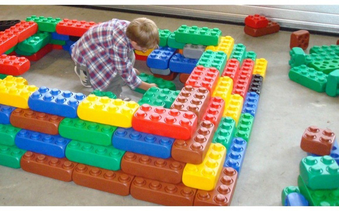 Kinderfeestjes, Creatieve workshops, bedrijfsuitjes, schoolreisjes, schoolreisje, tekenles, schilderles, tekencursus, graffiti spuiten, nerf schieten, bowlen, kinderspeelplaats, indoor, outdoor, attractiepark, speeltuin, pretpark, schildercursus, schilderscursus, voor kinderen, kinderuitje, voor volwassenen, het leukste dagje uit, voor het hele gezin, kinderfeestje, kinderfeestjes, verjaardagsfeestje, het leukste kinderfeestje, kinderpartijtje, Groningen, Veendam, Scheemda, Delfzijl, Haren, Leek, Roden, Drenthe, Friesland, Zuidlaren, Zuidbroek, Noordbroek, Winschoten, Hoogezand, Appingedam, Muntendam, Wildervank, Oude Pekela, Nieuwe Pekela, Slochteren, Coevorden, voor alle leeftijden, 4 jaar, 5 jaar, 6 jaar, 7 jaar, 8 jaar, 9 jaar, 10 jaar, 11 jaar, 12 jaar