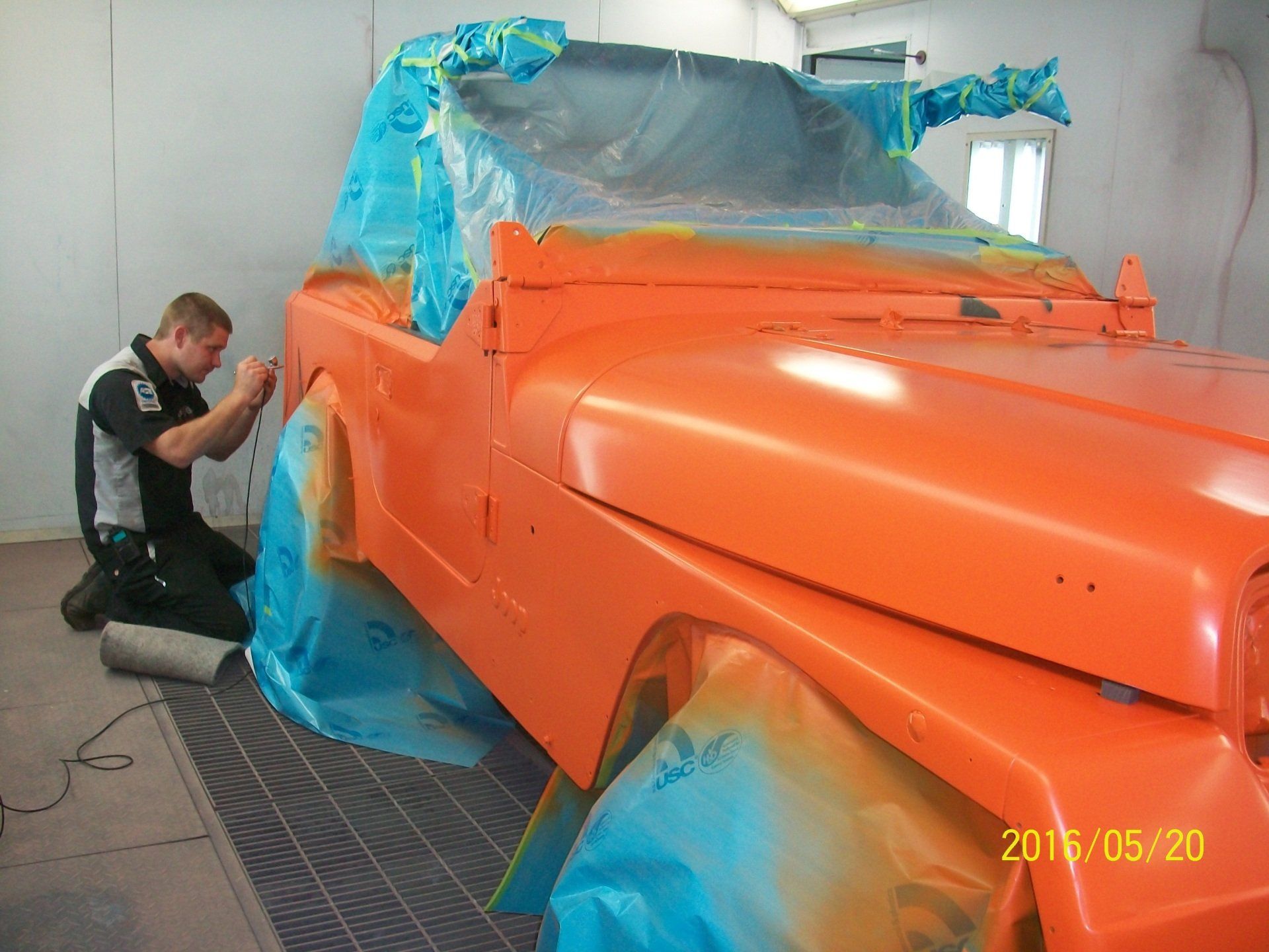 Mechanic Painting — Villas, NJ — John's Auto Body