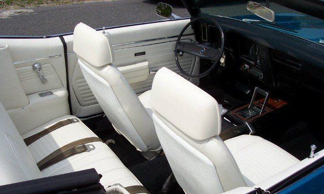 White Car Seats — Villas, NJ — John's Auto Body