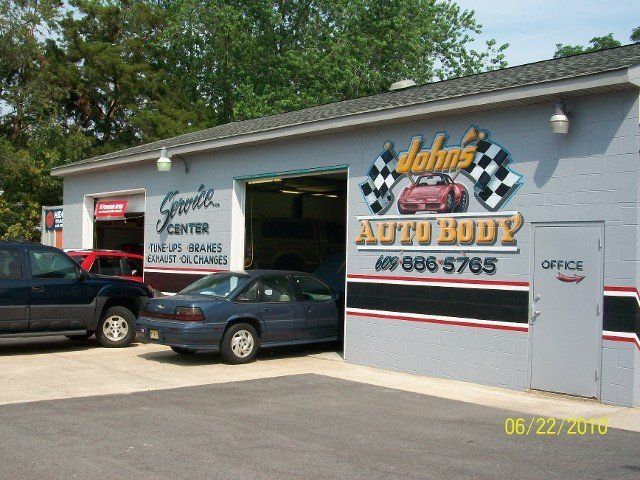 Auto Body Shop Entrance — Villas, NJ — John's Auto Body