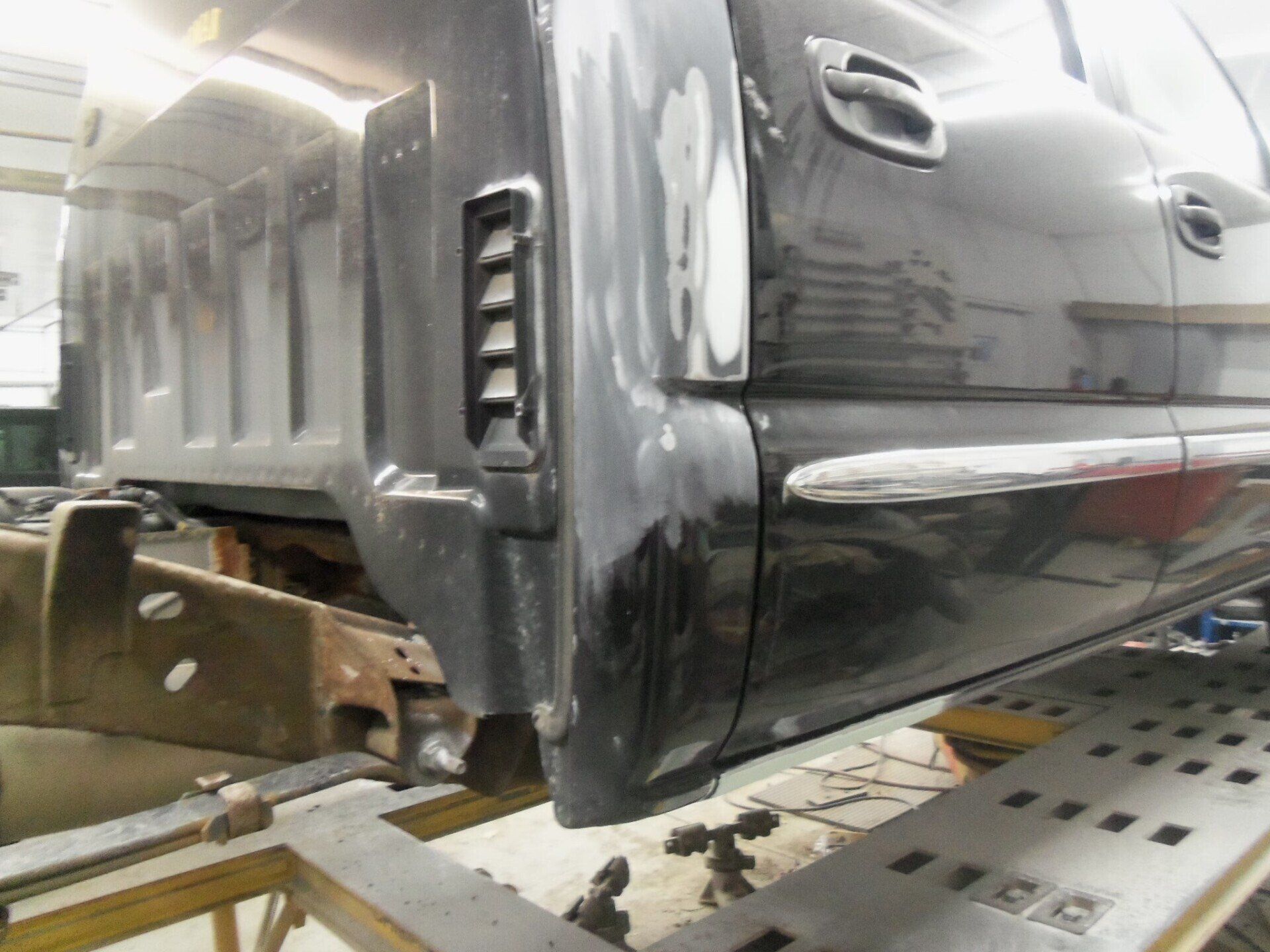 Scratch Repair — Villas, NJ — John's Auto Body