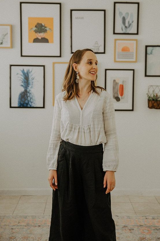 Dr Aurelie Lucette is a pain psychologist and health psychologist in Miami Florida and offers cognitive behavioral therapy (CBT) for pain, chronic illness , IBS, and anxiety. She offers counseling online and in person