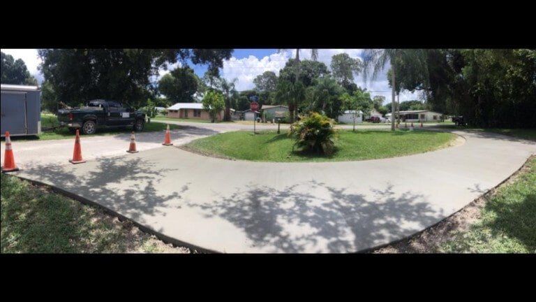 Wet pathway in Concrete Driveways Fort Myers, FL