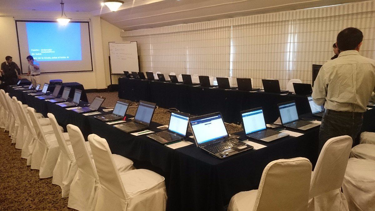 Renta de laptops y computadoras para capacitaciones y eventos