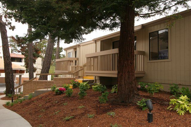 footprints on the bay apartments