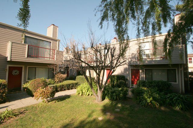 Sarella Condos