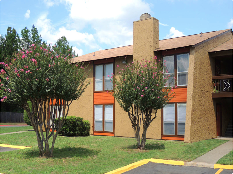 Kingwood Forest Apartments exterior on a sunny day