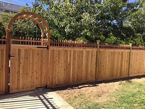 wooden fence in new york and connecticut