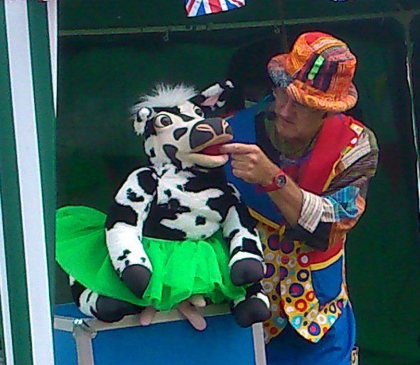 Cheeky puppets at outdoors Fete