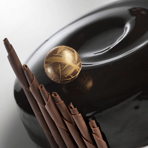 Mirror Glaze Black: ideali per ricoprire semifreddi, bavaresi, mousse e monoporzioni Mec 3 - Due Gi Morciano di Romagna