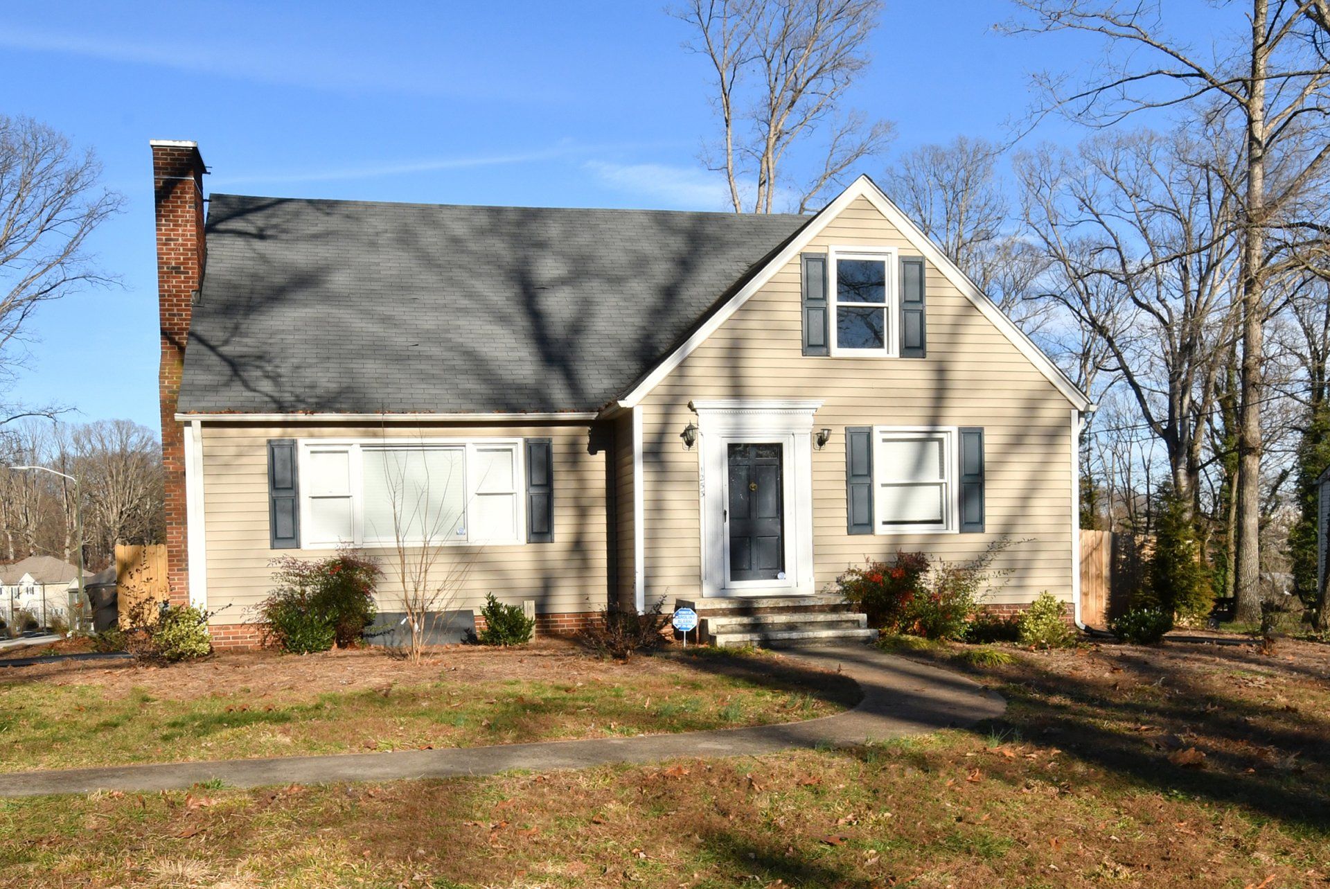 1253 Brookwood Dr