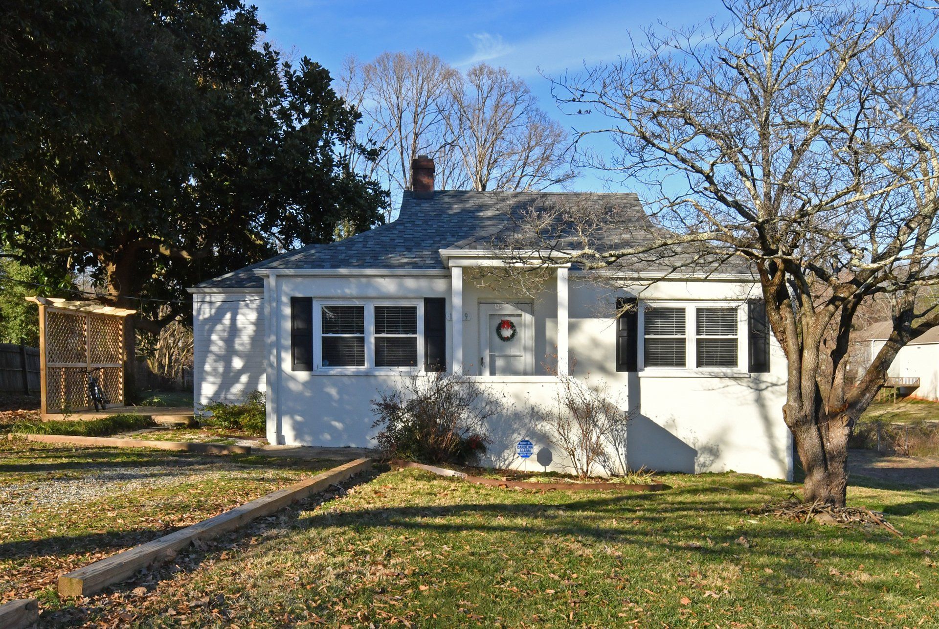 1211 Brookwood Dr