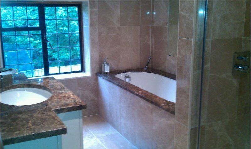 bathroom tub