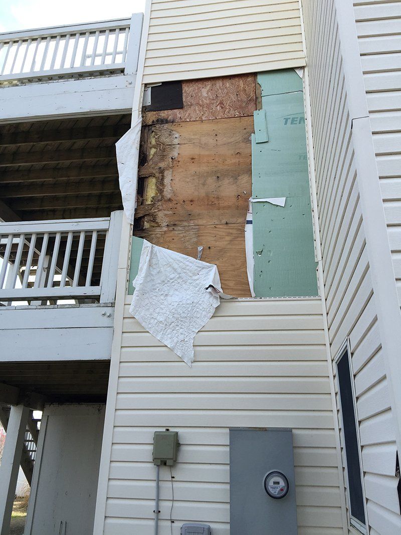 exterior wall rot