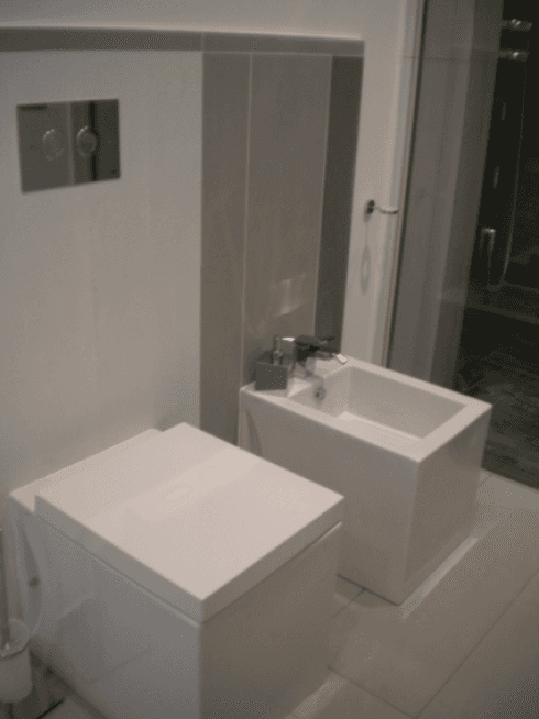 sanitari in ceramica squadrati