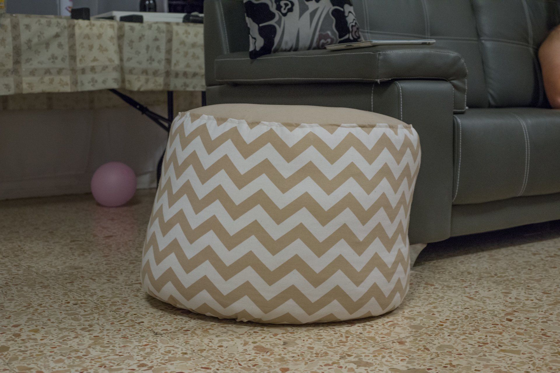 DIY ottoman