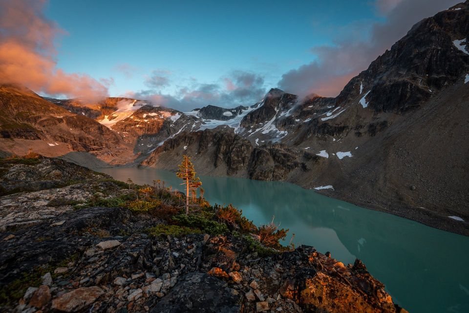 sunset on Wedgemount lake