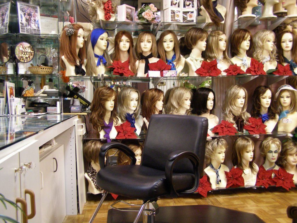 image-312188-even_more_wigs.w640.jpg?1440538452010