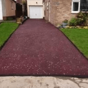 New driveway joining the shutter of the garage