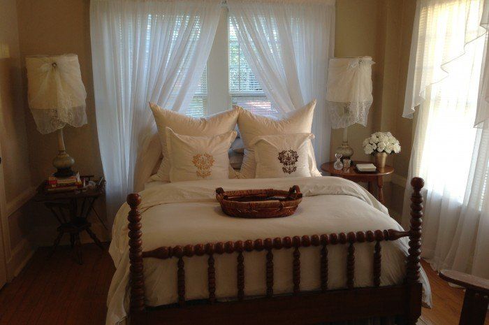 alma bedroom