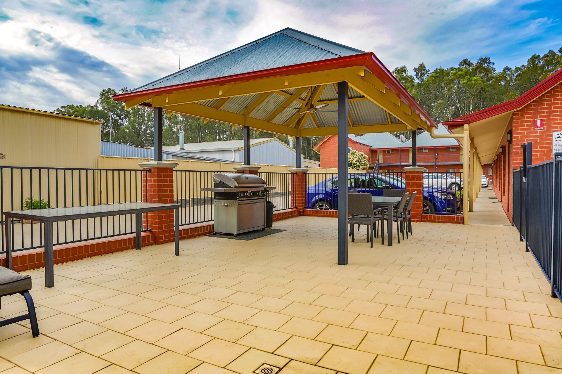 BBQ/Entertaining Area by Pool