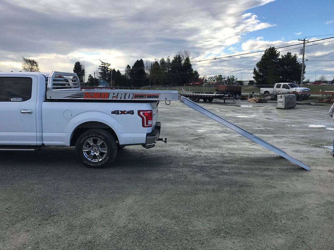 SNO PRO Sports Deck