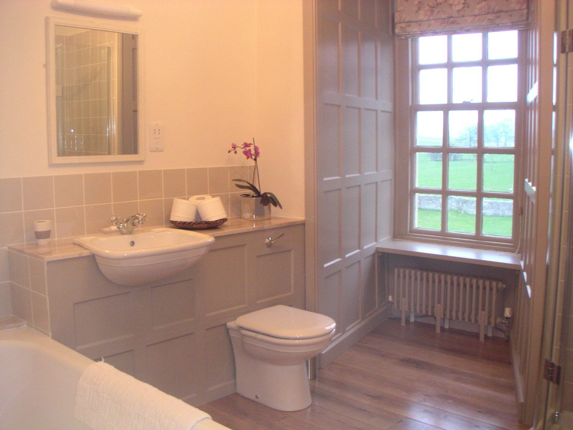 Ingleby Manor East Wing bathroom