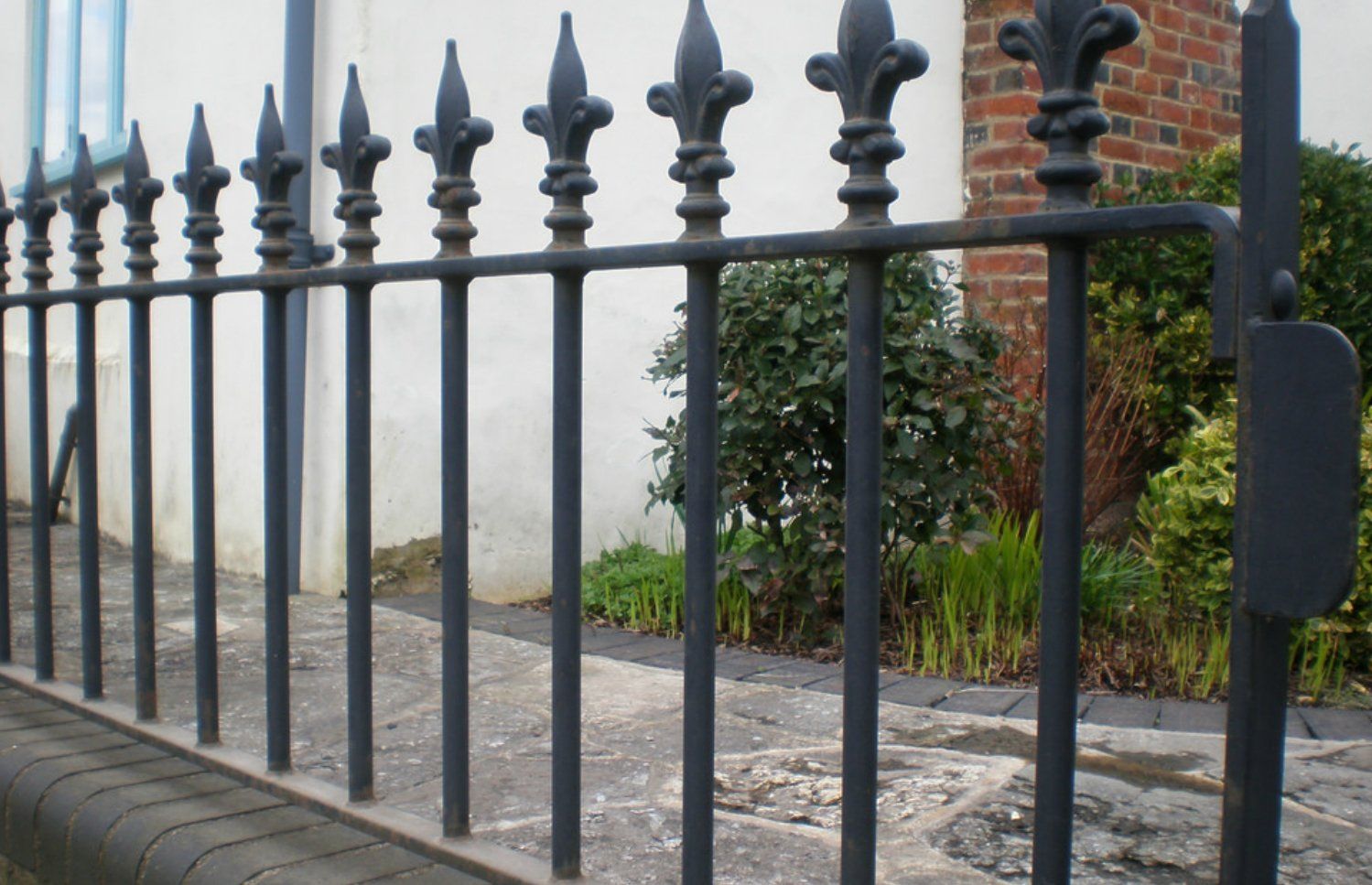 Gate 1