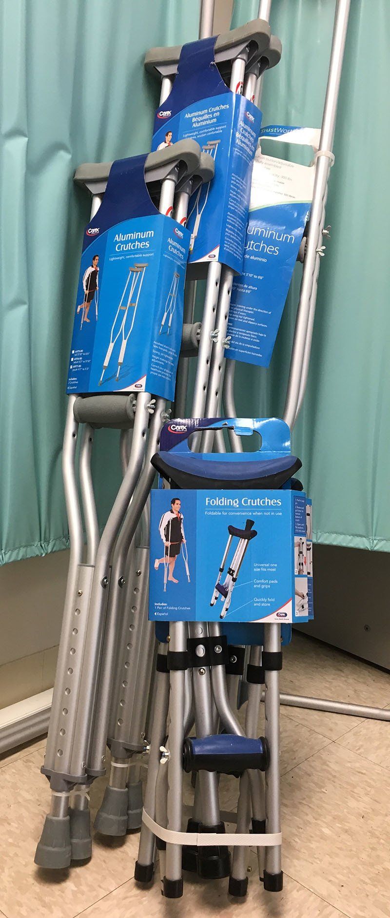 Aluminum Crutches — Wayne, NJ — ValuRX Pharmacy Aluminum Crutches — Wayne, NJ — ValuRX Pharmacy