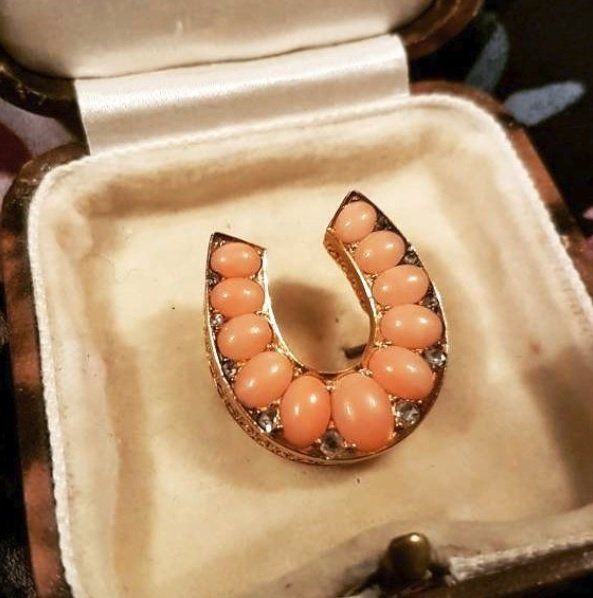 coral pendant