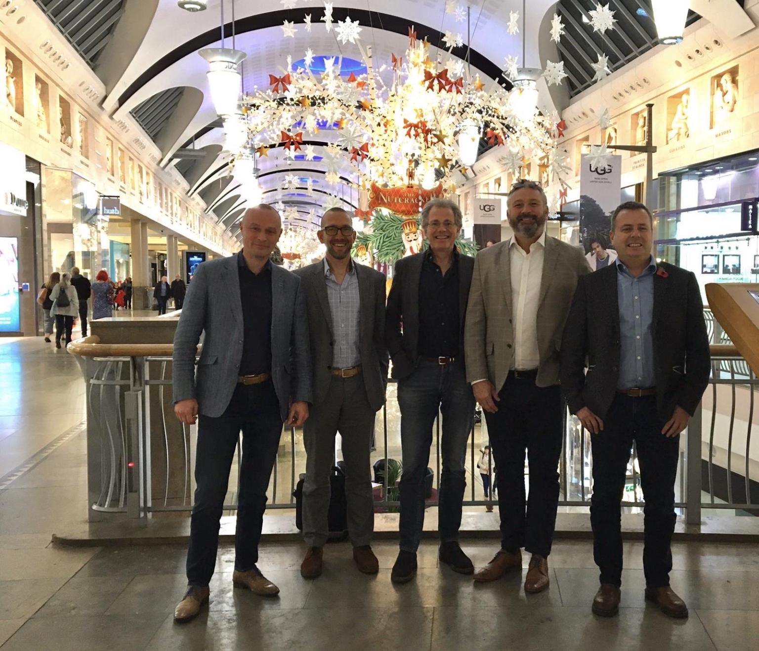 The Chess team In Bluewater Shopping Centre: Wim Hogenhout, Jasper Hijink, Han Bak, Ashley Bateup, Richard Whitbread