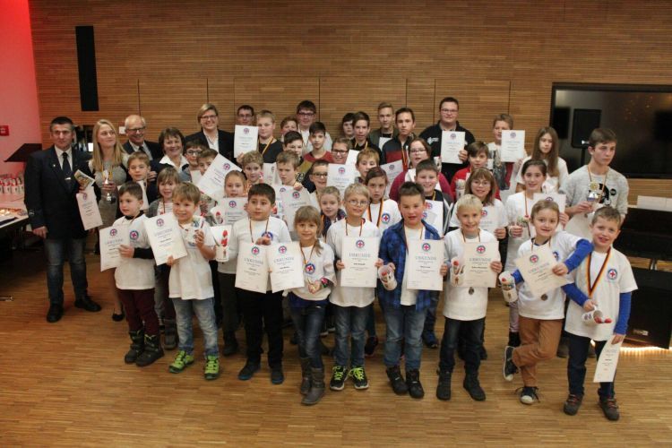 ww wasserwacht schwandorf sad weihnachten advent adventsfeier jugend siger