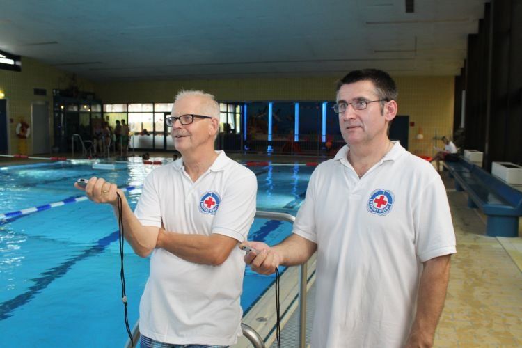 ww wasserwacht schwandorf sad vergleichsschwimmen wasser schwimmen wettkampf sport jugend