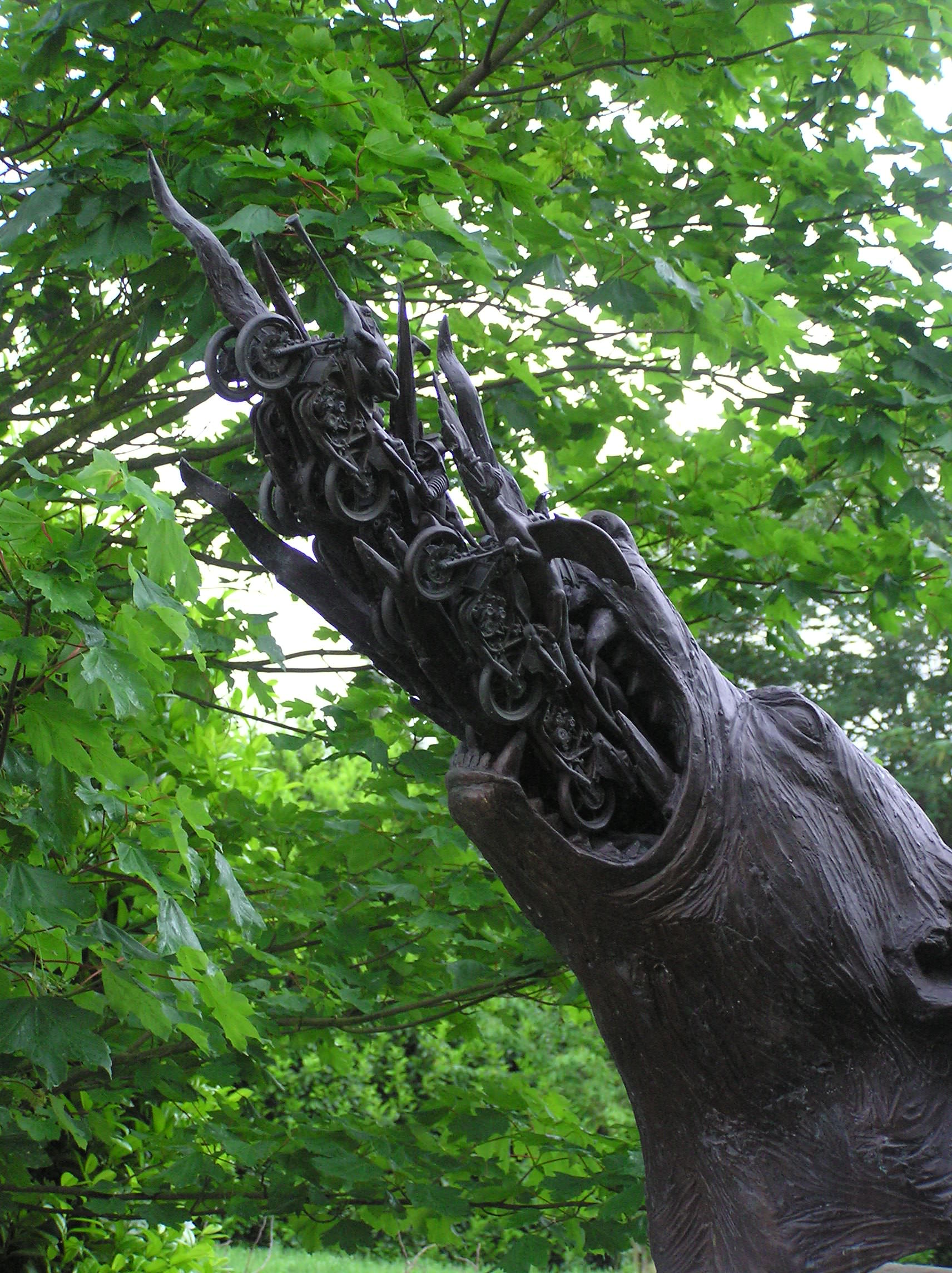 De Helse Hond (De Serberus volgens Tom Frantzen)