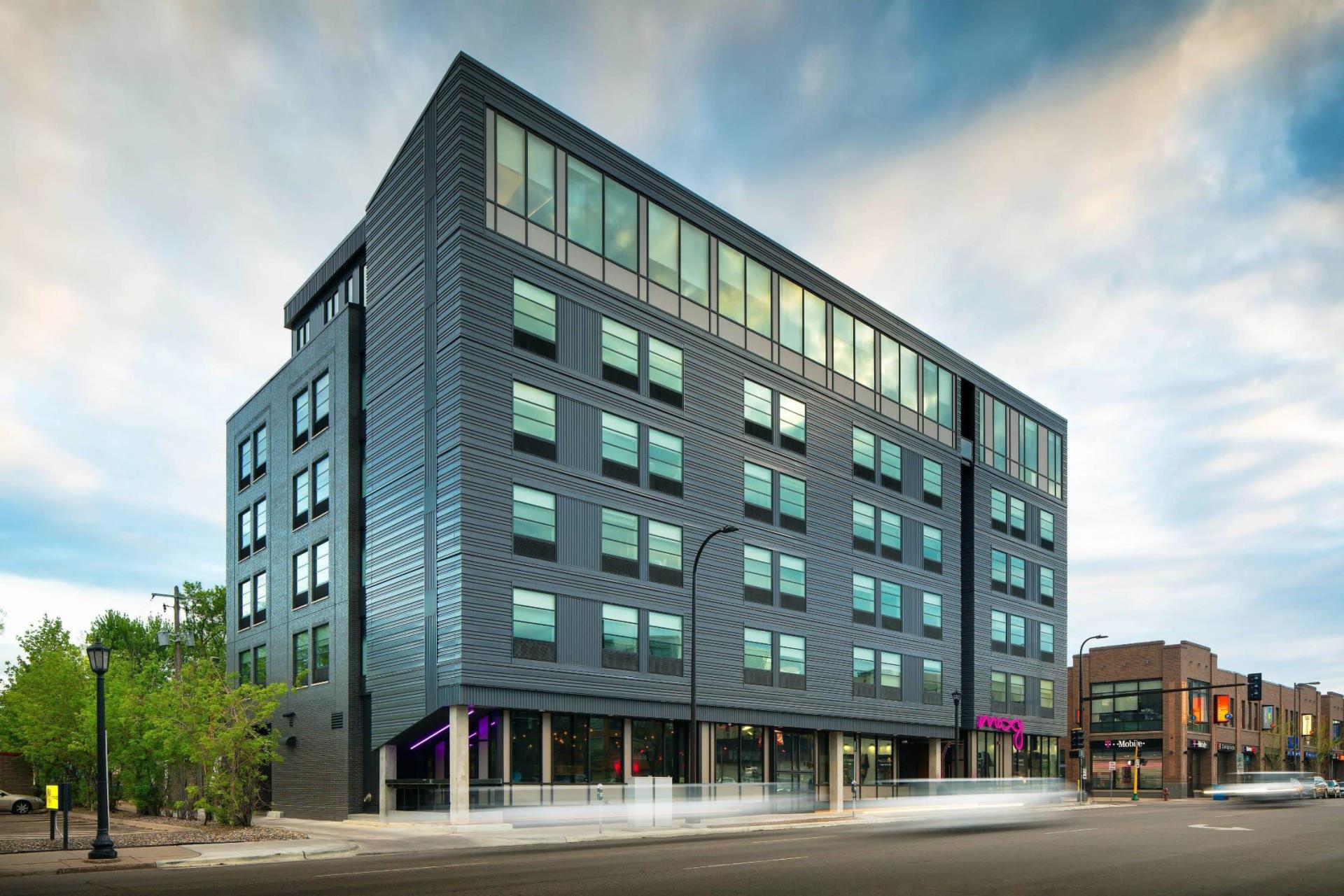 Moxy Hotel — Byron, MN — Hentges Glass