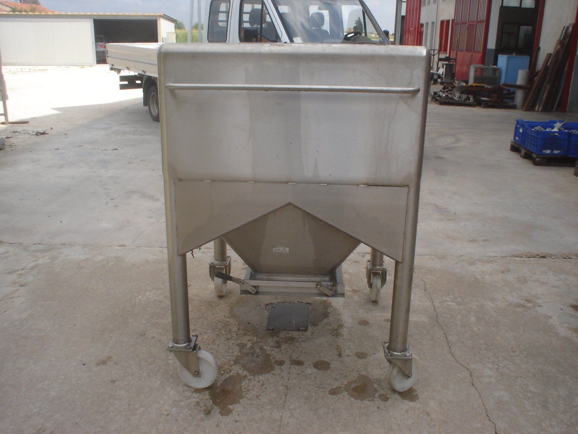 carrello in acciaio inox per trasporto alimenti
