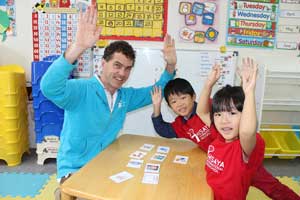 Happy English Club