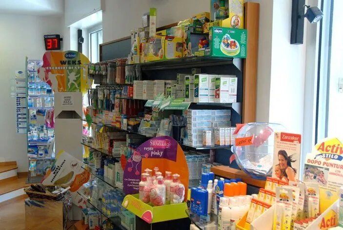 interno di una farmacia