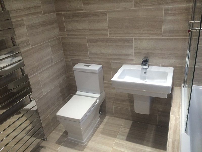 beautiful bathroom wall tiles