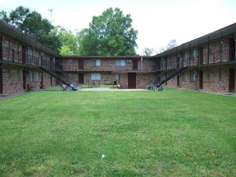 Tech Town Apartments