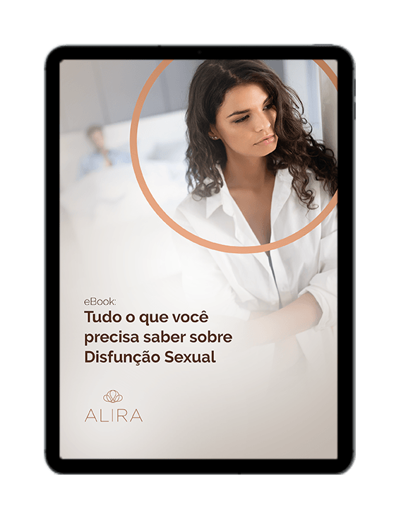 Um tablet com a imagem de uma mulher.