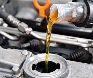Fresh Motor Oil - Engine Kits in Bellflower, CA Fresh Motor Oil - Engine Kits in Bellflower, CA