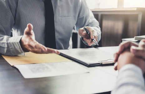 Commercial Insurance — Couple Consulting About Business Insurance in Gardendale, AL