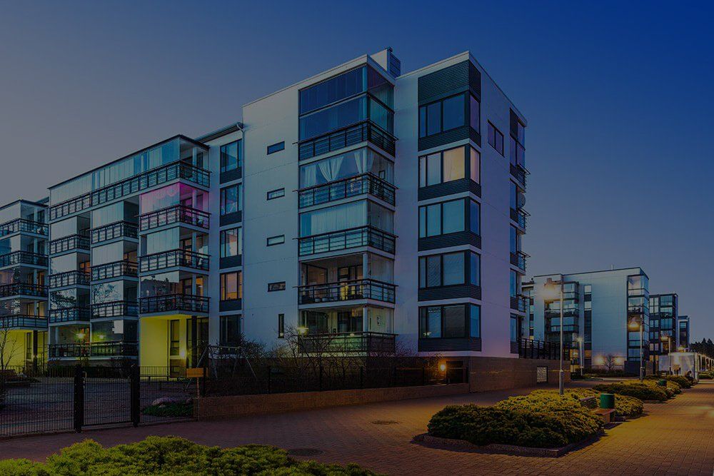 Complex apartment with high quality glasses